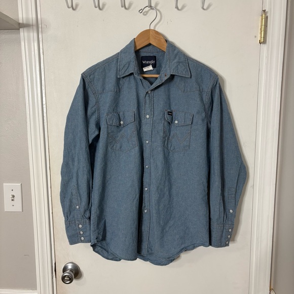 Wrangler Other - Wrangler Denim Chambray Western Button Down Shirt Men’s Large 100% Cotton